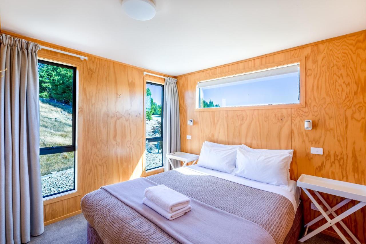 The Red Nest - Lac Tekapo Extérieur photo