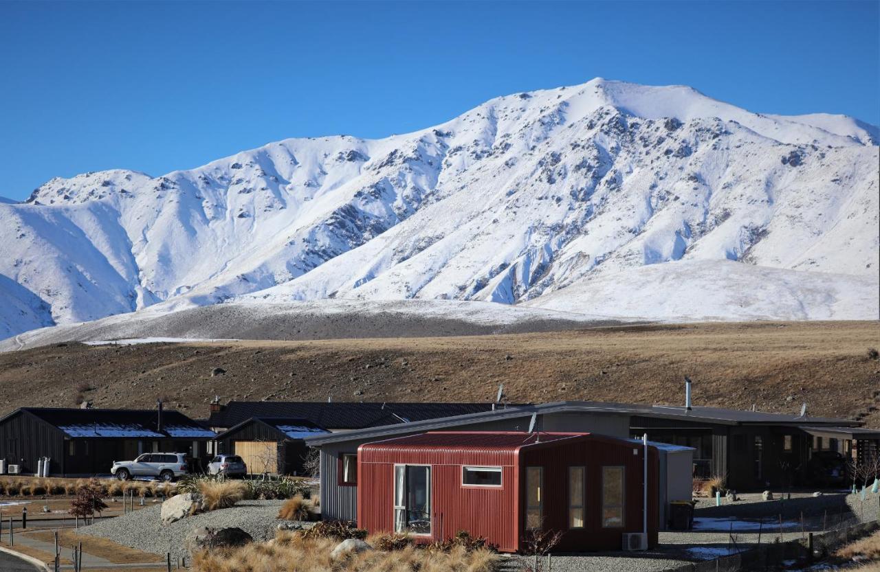 The Red Nest - Lac Tekapo Extérieur photo